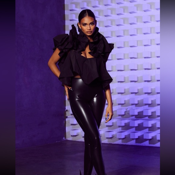 🩷 - Picture 2 of 8